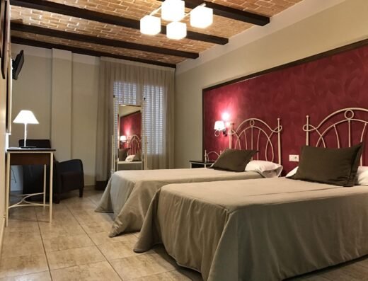 Hostal Los Girasoles