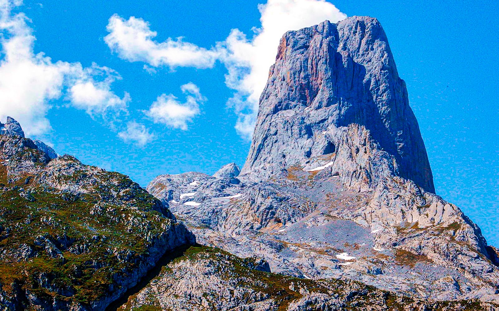 Pico Urriellu (2519 m.)