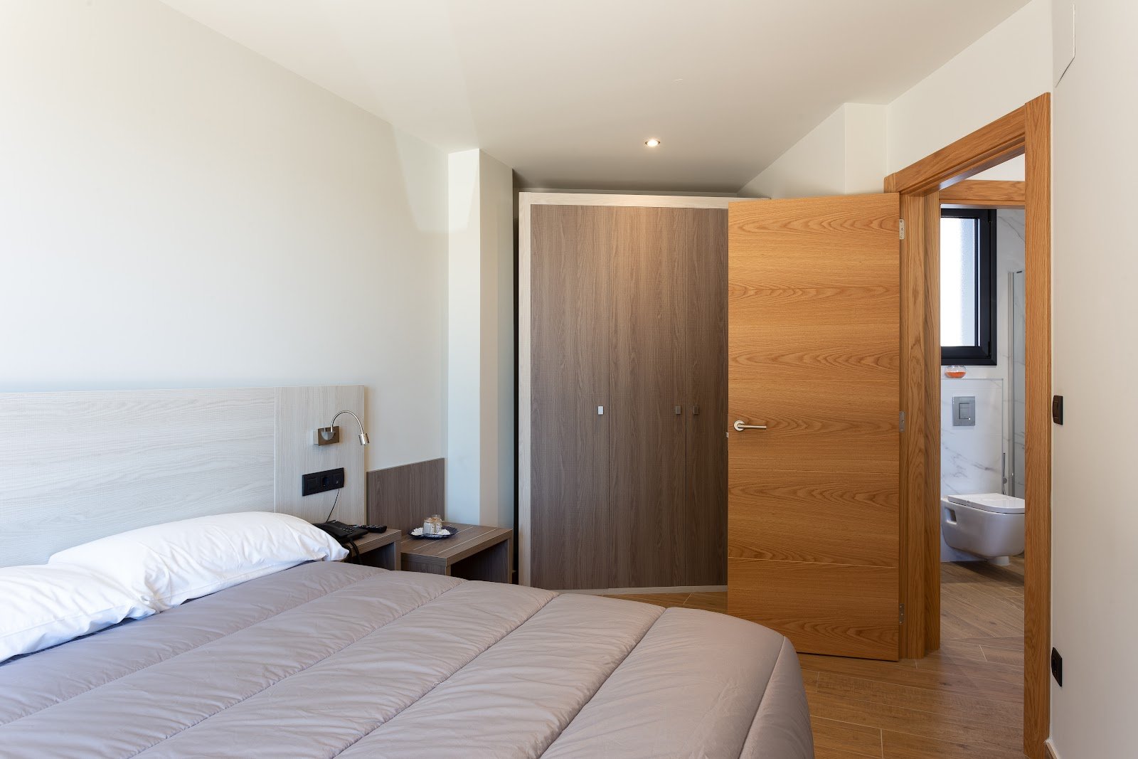 Apartamentos Playa de los Barcos