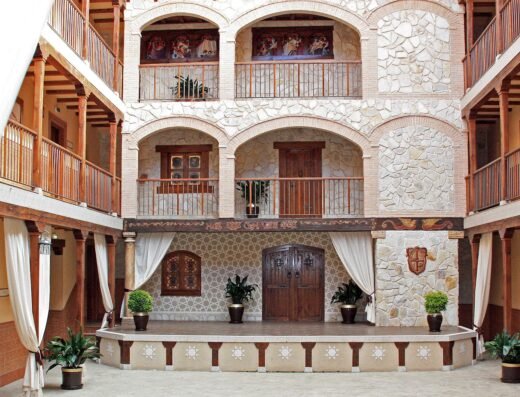 Apartamentos Rurales La Platea