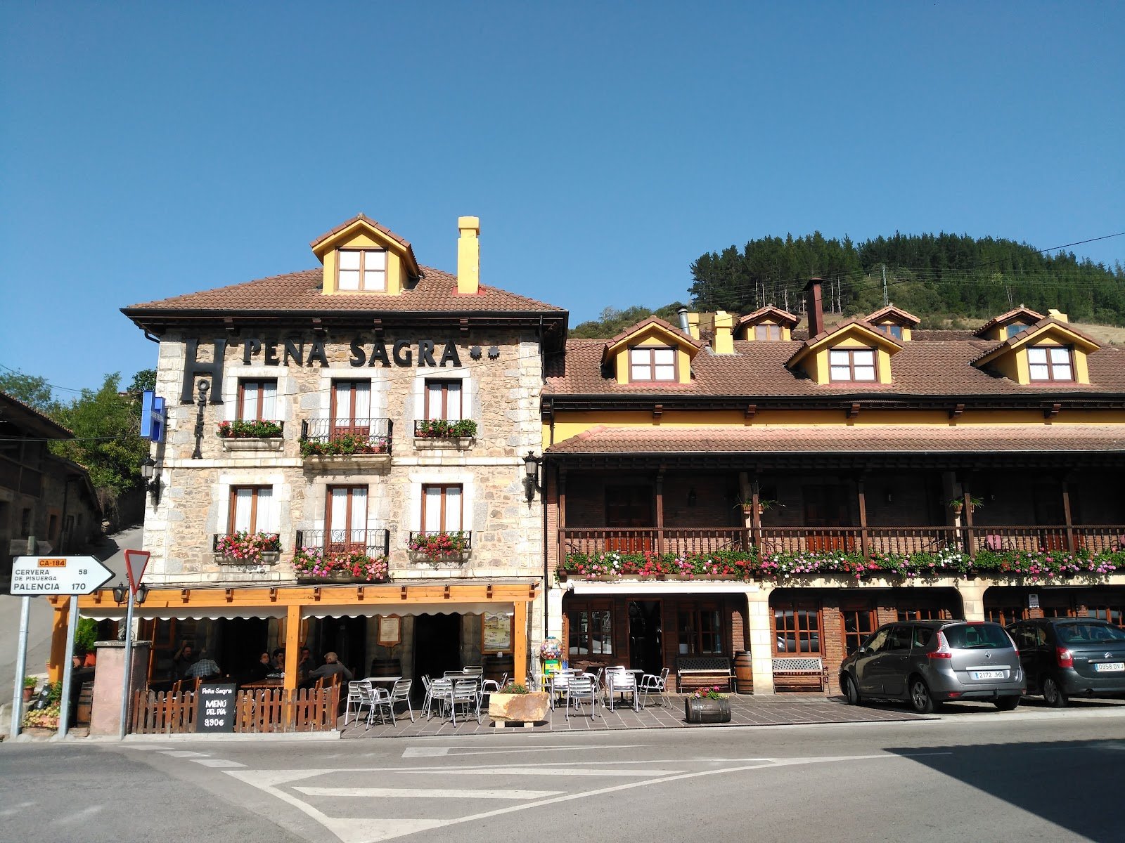 Hostería Peña Sagra
