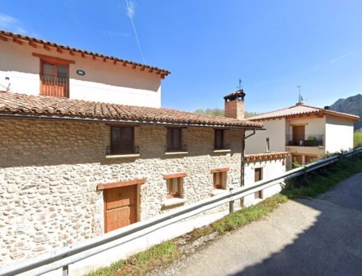 Cozy Mansion in Torrecilla en Cameros With Mountain View