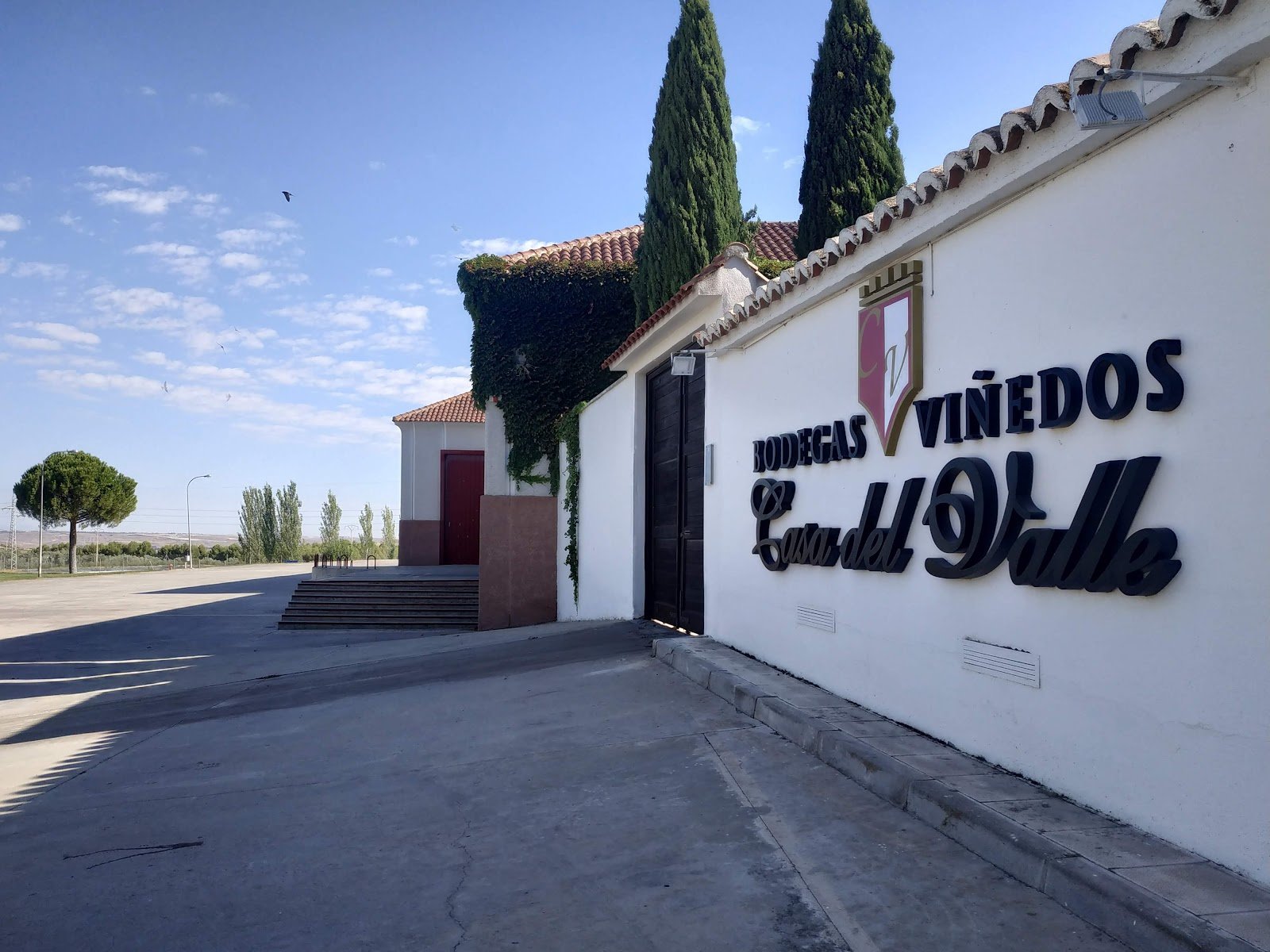 Bodegas y Viñedos Casa del Valle