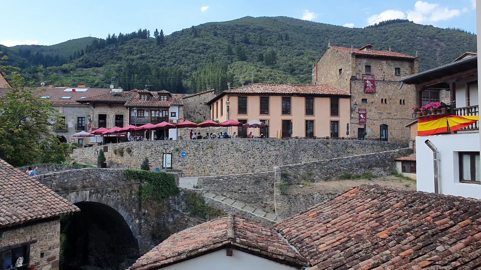 Puente Viejo de Potes
