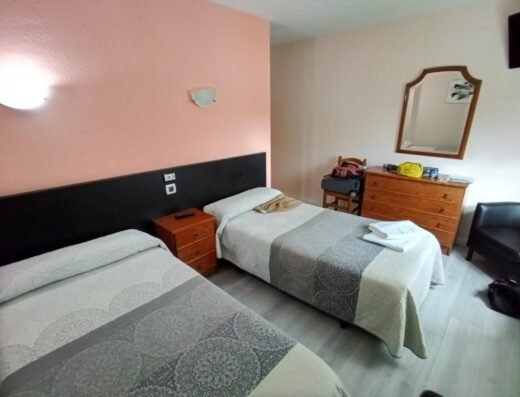 hotel azcona