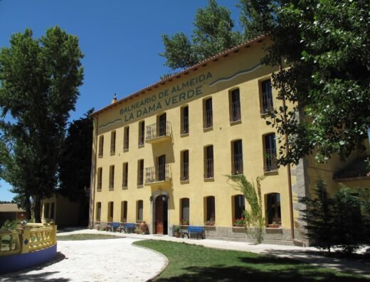 Balneario de Almeida La Dama Verde