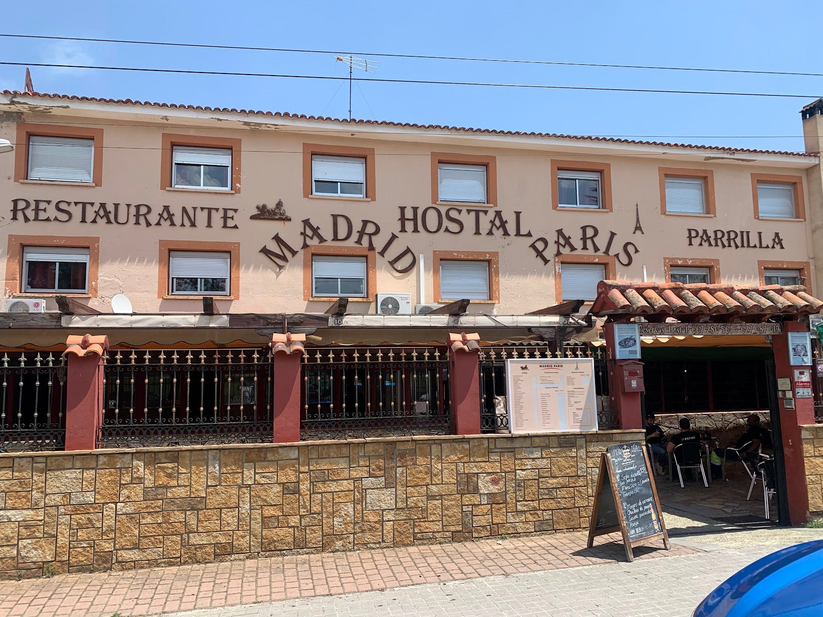 Hostal Restaurante Madrid París