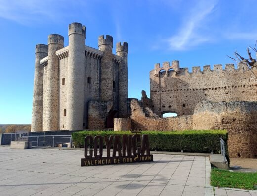 Castillo de Valencia de Don Juan