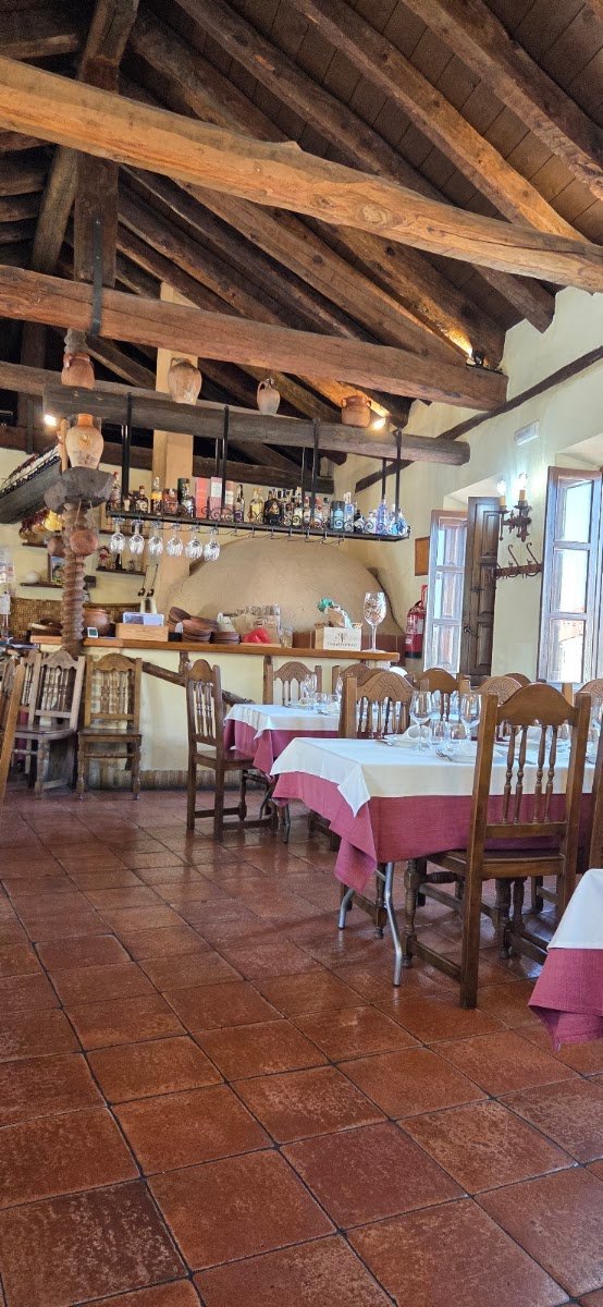 Vinoteca y Enoturismo «Del Terroir a la Copa»