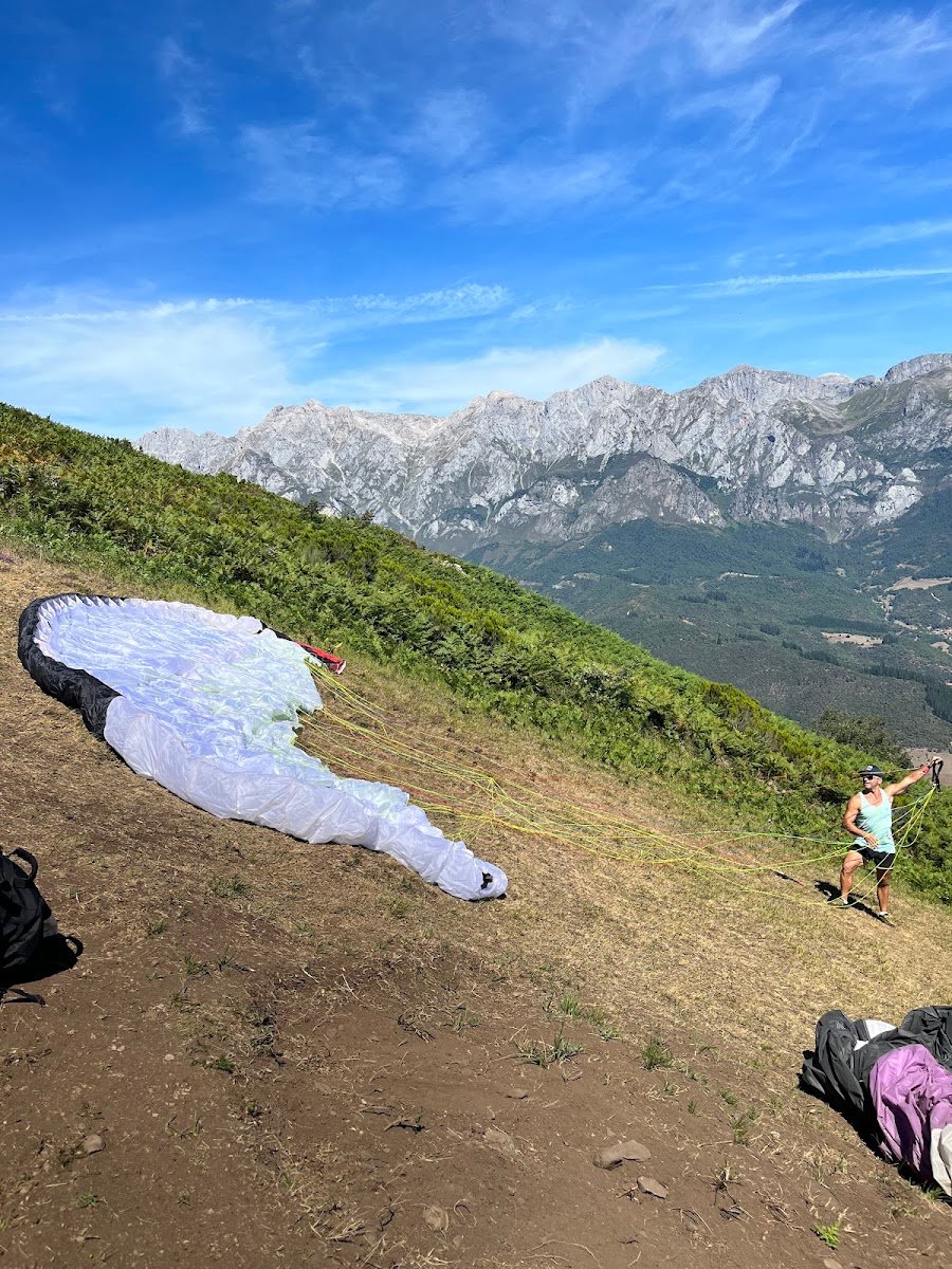 (Potes Fly) Parapente Picos de Europa – Potes