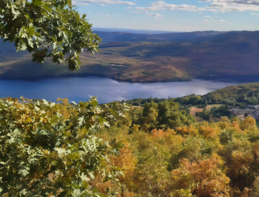 Parque natural Lago de Sanabria y Sierras Segundera y de Porto y Alrededores