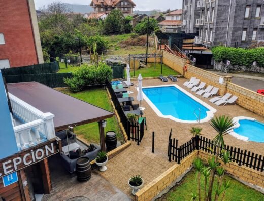 hotel azcona