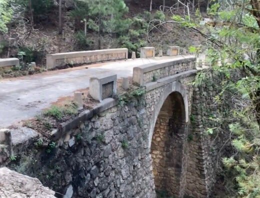 El puente del Hoyo