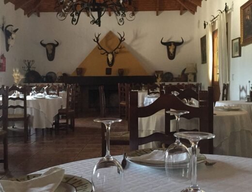 Cortijo Los Monteros, Restaurante