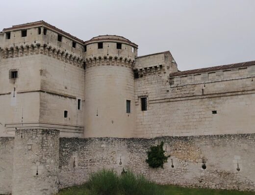 Castillo de Cuéllar (Oficina de Turismo)
