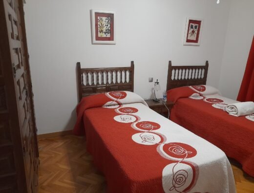 Casa rural El Chalé de Sopena