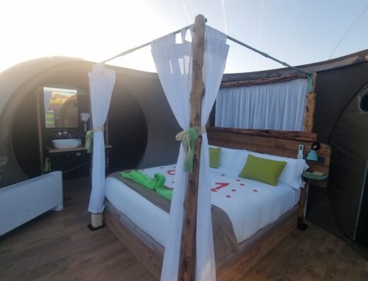 Cosmoveros Hotel Burbuja