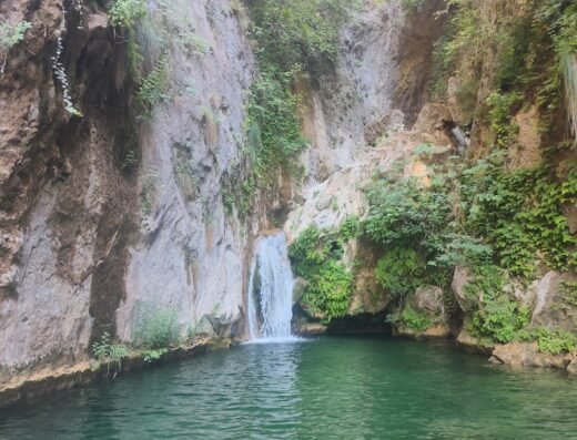 Aparcamiento ruta senderismo Charco Verde y Charco Azul