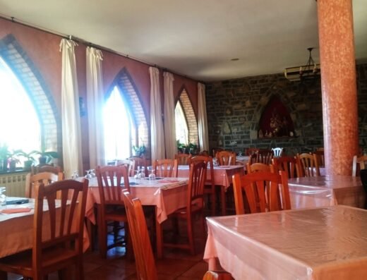 Hotel Restaurante y Casa Rural para grupos El Churrón