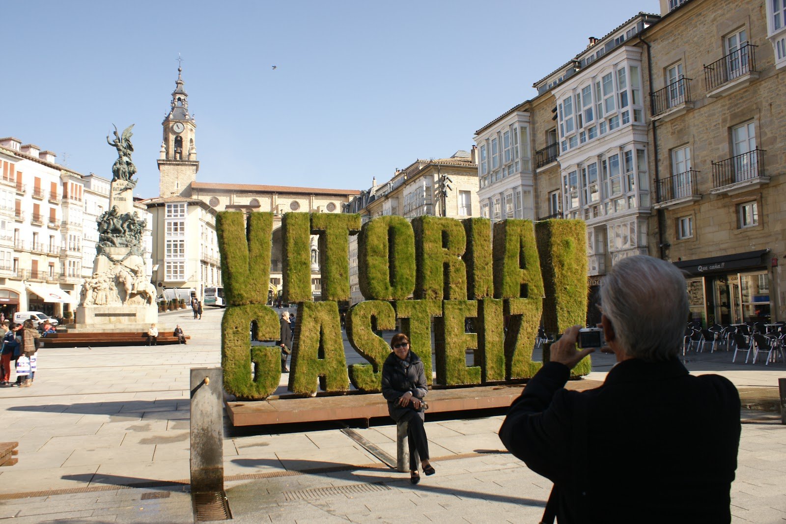 GUÍAS ARTEA, visitas guiadas / EUSKADI TOURS
