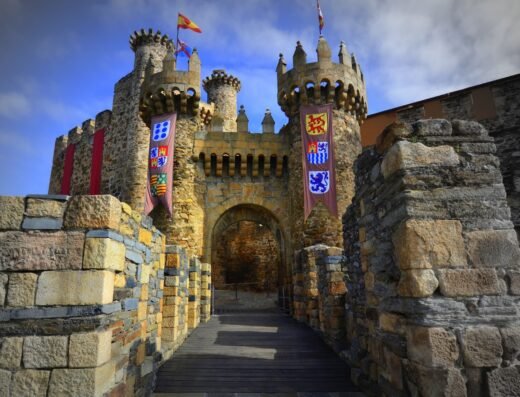 Castillo de los Templarios / Castillo de Ponferrada