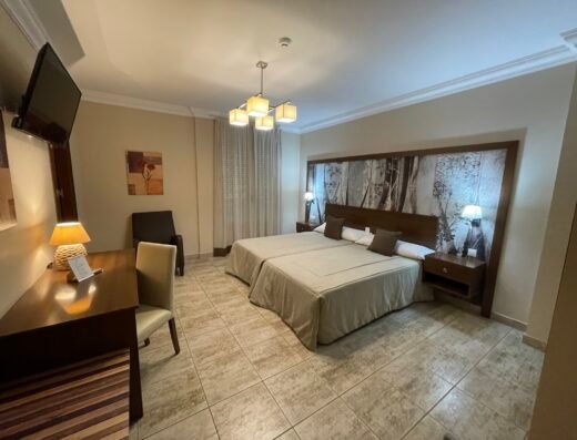 Hostal Los Girasoles