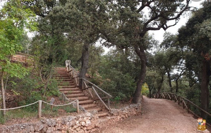 Parque natural del Carrascal de la Fuente Roja