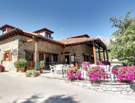 Camping La Viorna Picos de Europa
