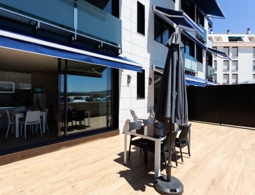 Apartamentos Playa de los Barcos