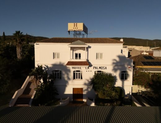 Hotel «La Palmosa»