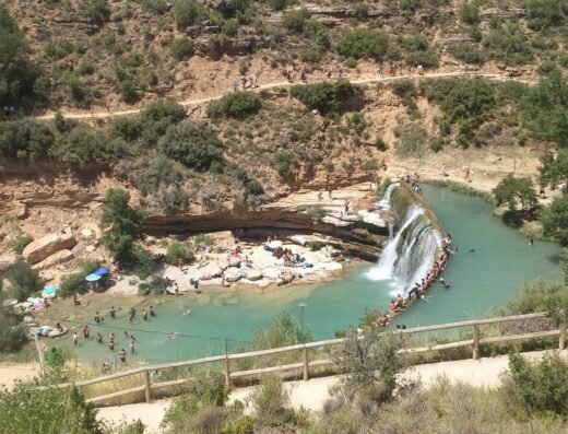 Casón Salto de Roldán, alojamiento rural cerca de Huesca, Sierra de Guara y Pirineo.