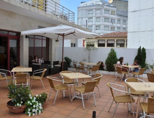 Hostal Mourelos
