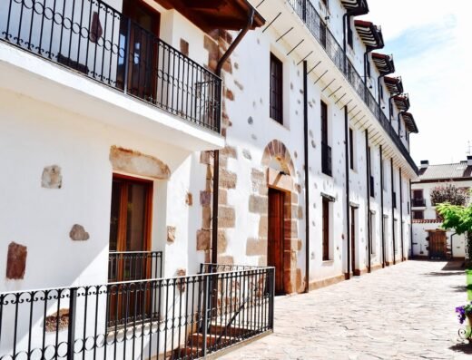 Apartamentos Turísticos Rincones del Vino