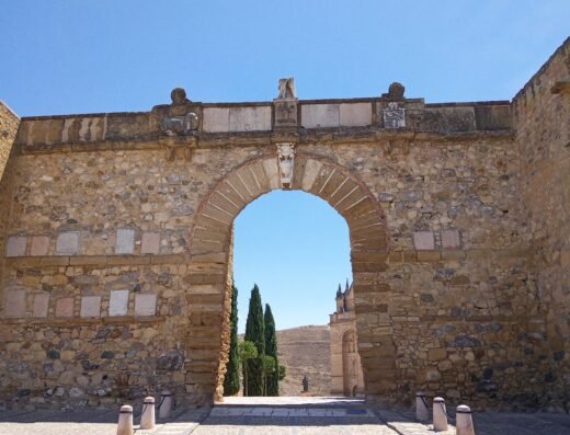Arco de los Gigantes