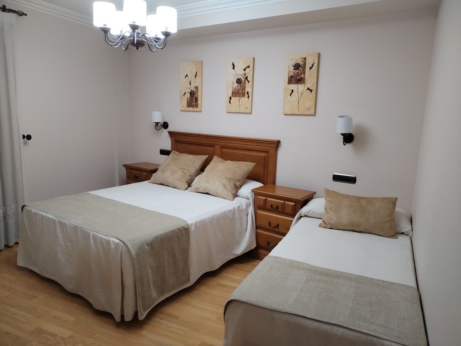 Hostal Puerta del Sol