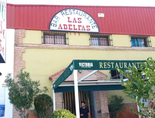 bar restaurante las adelfas
