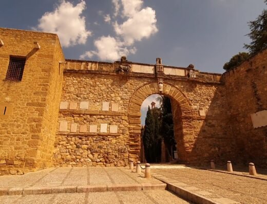 Arco de los Gigantes